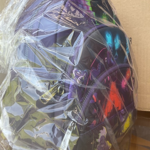 LOUNGEFLY  X VILLIANS   DISNEY BACKPACK - Picture 5 of 8